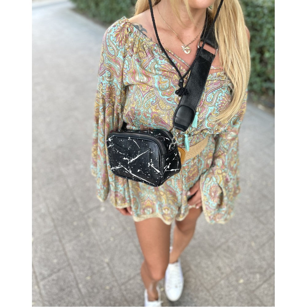 Crossbody чантичка в черно