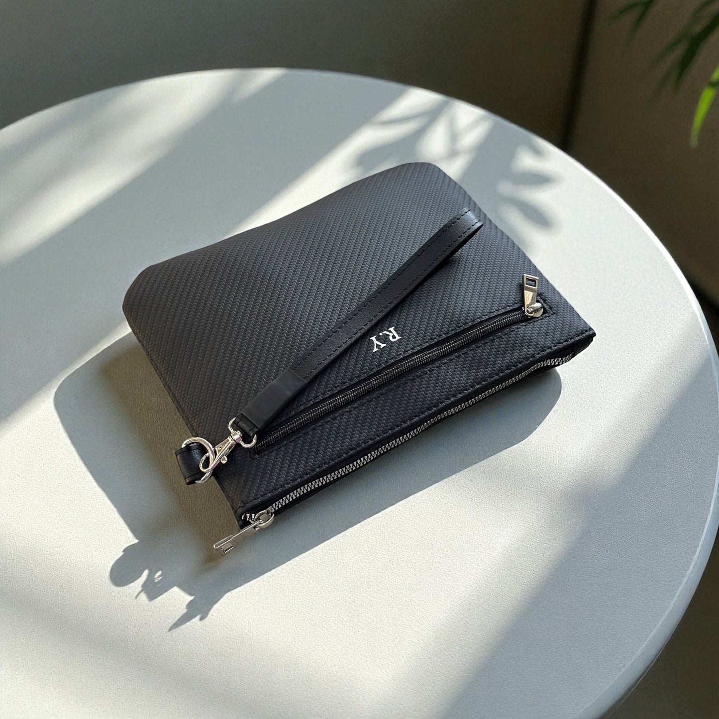 Клъч Black Carbon