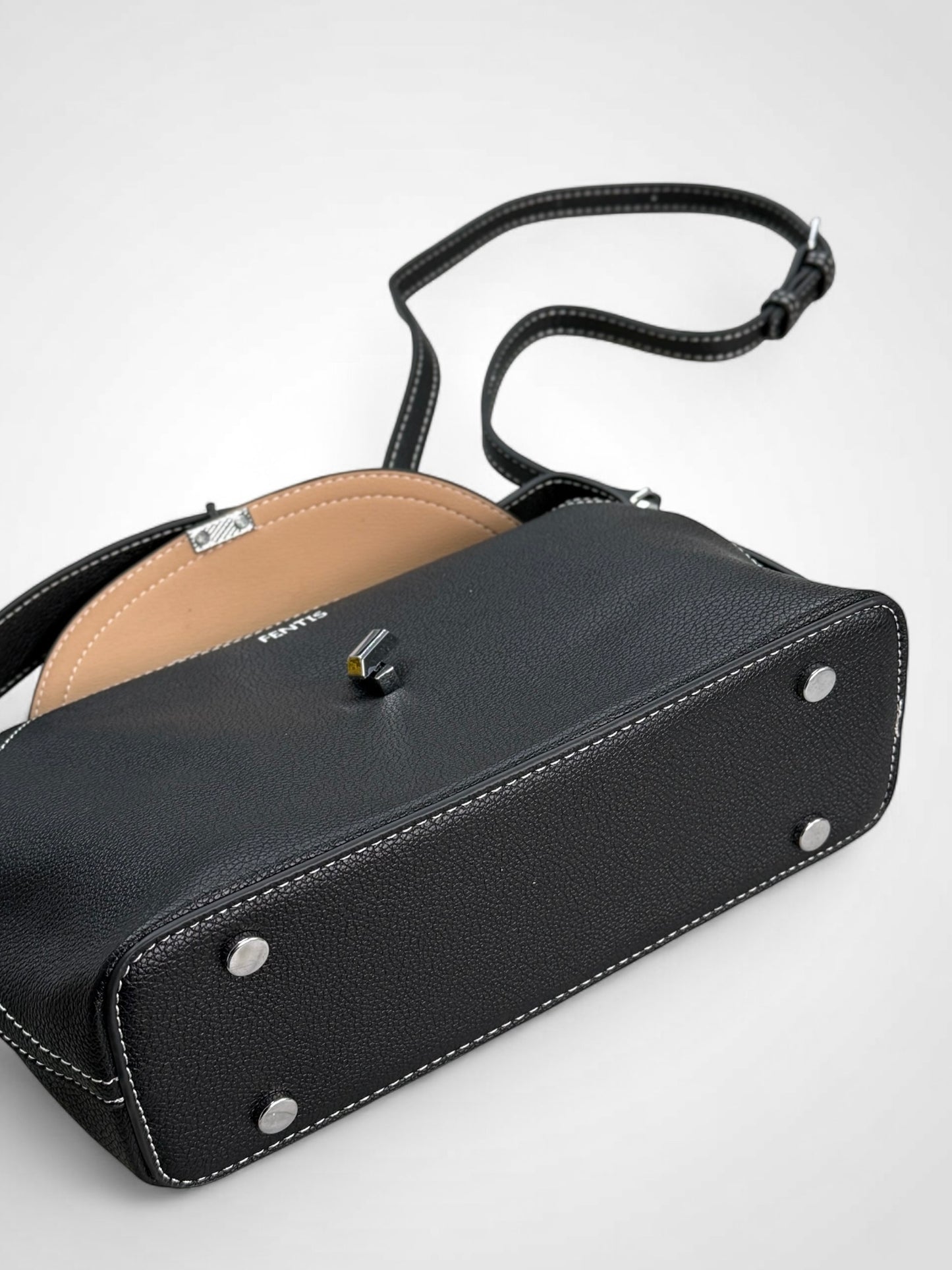 Чанта Eva черно