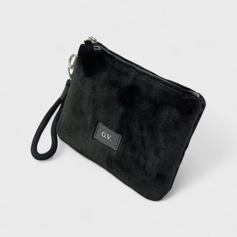 Клъч fluffy black